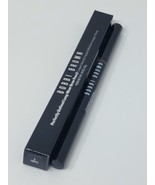 Bobbi Brown Saddle 7 Perfectly Defined Long-Wear Brow Pencil - $559.76 MXN