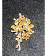 Vtg Crown Trifari Brooch Yellow/Orange Stone Flowers Clear stones one mi... - £99.10 GBP