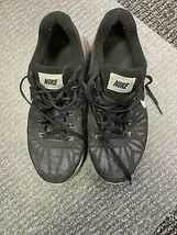 NIKE RUNNING MENS SHOES SIZE 8 - $26.00