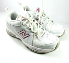 NEW BALANCE 608v3 Womens 7.5 White Pink Sneakers Shoes Cross Trainers Walking - £55.35 GBP