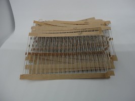 600Pcs Kit Set 30 Values x 20 Each 1/6W 5% Carbon Film Resistors Pack 10... - €12,46 EUR