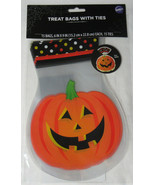 Wilton Halloween 15 Shaped Party Treat Bags with ties SMILING HAPPY PUMPKIN - £1.47 GBP