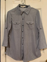 NWOT - Eden &amp; Olivia Size M Blue Pinstripe 3/4 Sleeve Button Front Top w... - $18.99