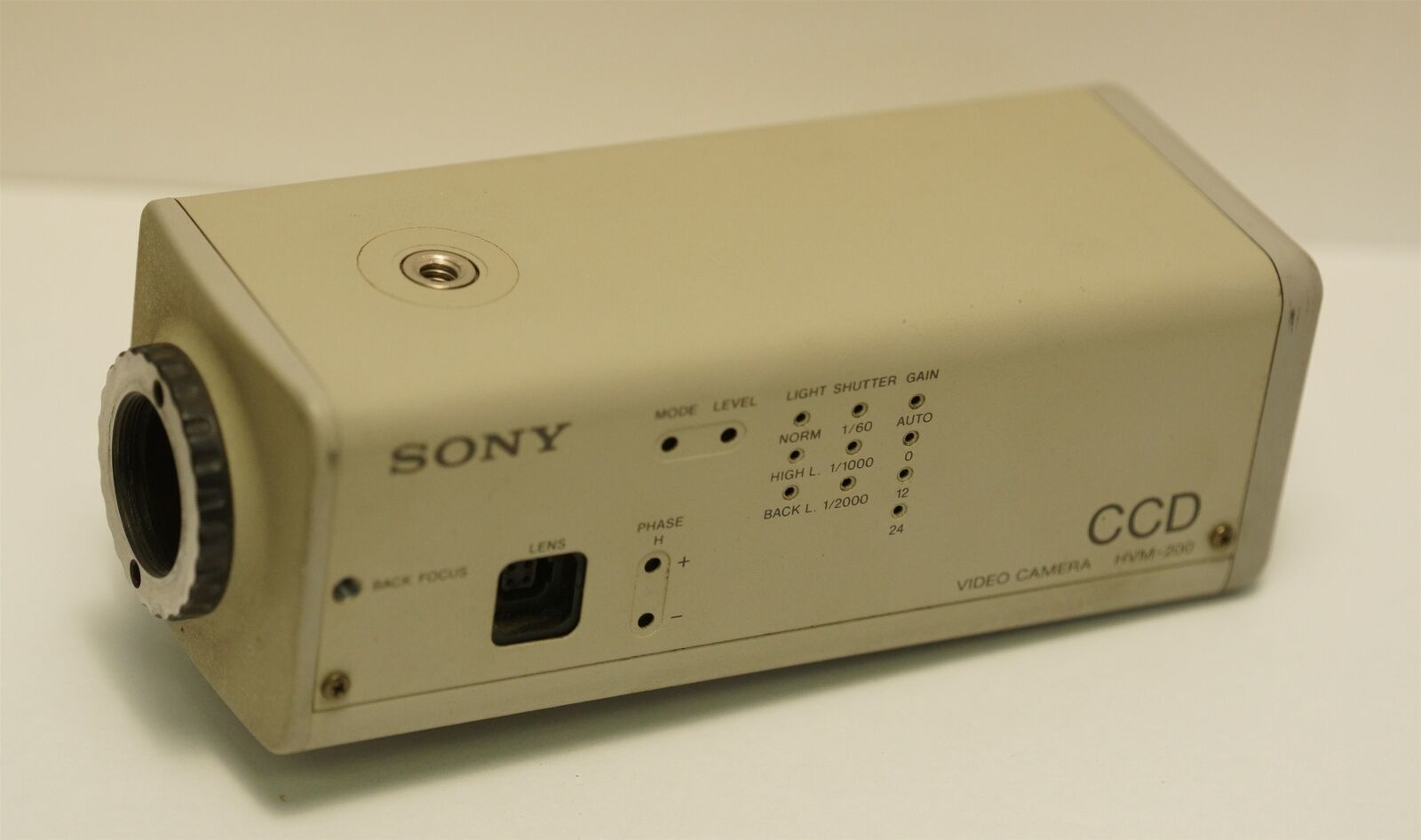 Sony HVM-200 CCD Black and White Video Camera, 22VDC, 24VAC, 7.5W - $9.77