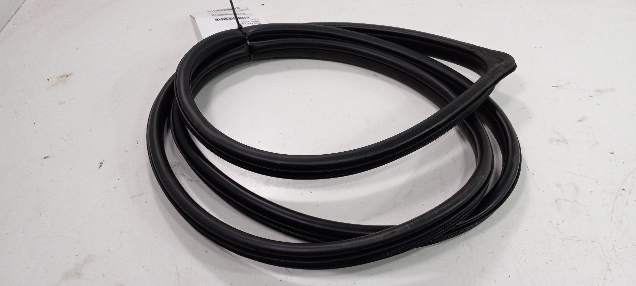 Mazda 3 On Body Door Jamb Seal Front Right Passenger 2013 2012 2011 2010 - $49.84