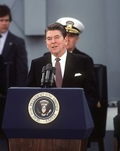 President Ronald Reagan speaks aboard battleship USS New Jersey 1982 Pho... - £6.91 GBP+