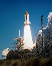 Liftoff of Space Shuttle Challenger for STS-51L mission Photo Print - £6.91 GBP+