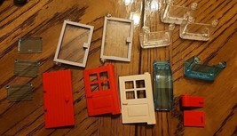 Lot Of 15 Various Vintage Lego Doors, Windows,  Windshields - $11.88