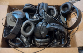 Lot of 30 Original Black Turtle Beach Recon 200  Gaming Headset Xbox X|S PS4/PS5 - $79.99
