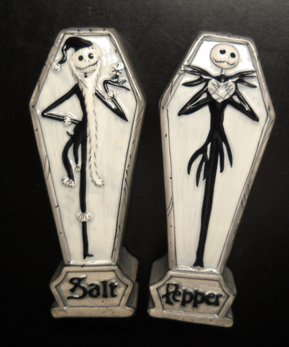 Salt and Pepper Shaker Disney Tim Burton's The Nightmare Before Christmas Coffin - £10.97 GBP