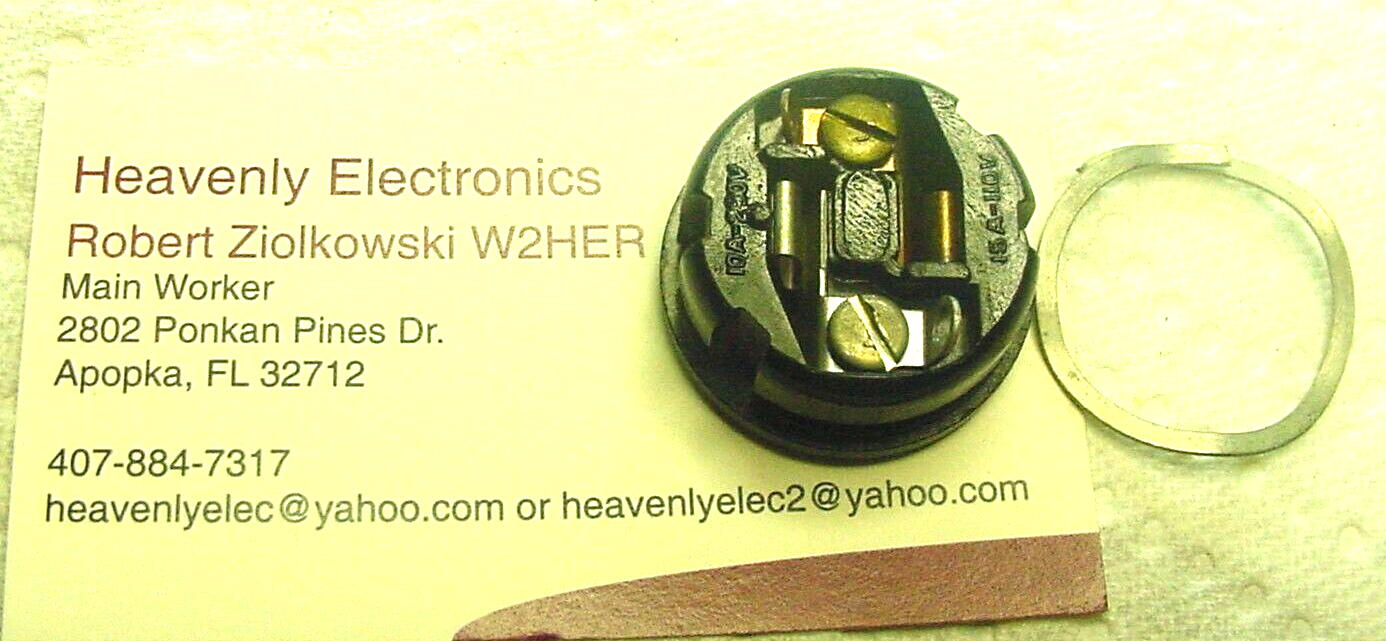 1-17 NOS Amphenol Round Power Outlet 15A-110VAC 2-Pin Female Socket Wt Clip - $2.72