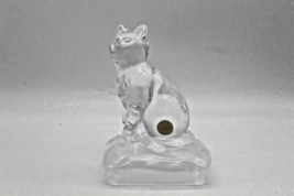 Cristal d&#39;Arques Crystal Cat Figurine Sitting on Frosted Pillow 5 inches Vintage - £8.62 GBP