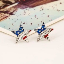 NEW 5/8&quot; Silver Patriotic Star Post Earrings American Flag - £9.54 GBP