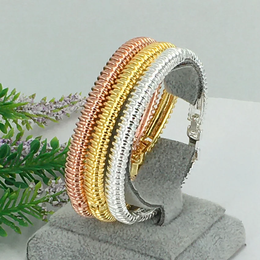 Dubai Jewelry Three Tones Bangle Fashion Bracelet for Women FHK13476 - £55.02 GBP