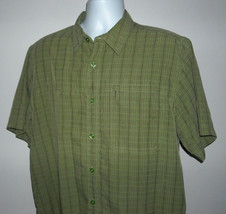Mens The North Face Button Front Shirt Large Green Plaid  zippered pocket - $28.66