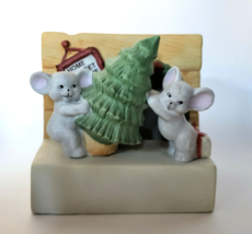 House of Lloyd Lighted Musical Figurine Yuletide Mice Fireplace Merry X-mas - £15.27 GBP