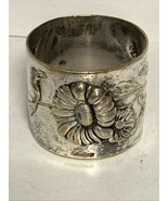 Swedish Floral Repousse Silver Plate 1.5” Napkin Ring Hallberg Date 1914... - $526.82 MXN