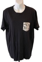 Serengetee T-Shirt Unisex Large Black Short Sleeve Graphic Tee Zebra Pocket - £12.42 GBP