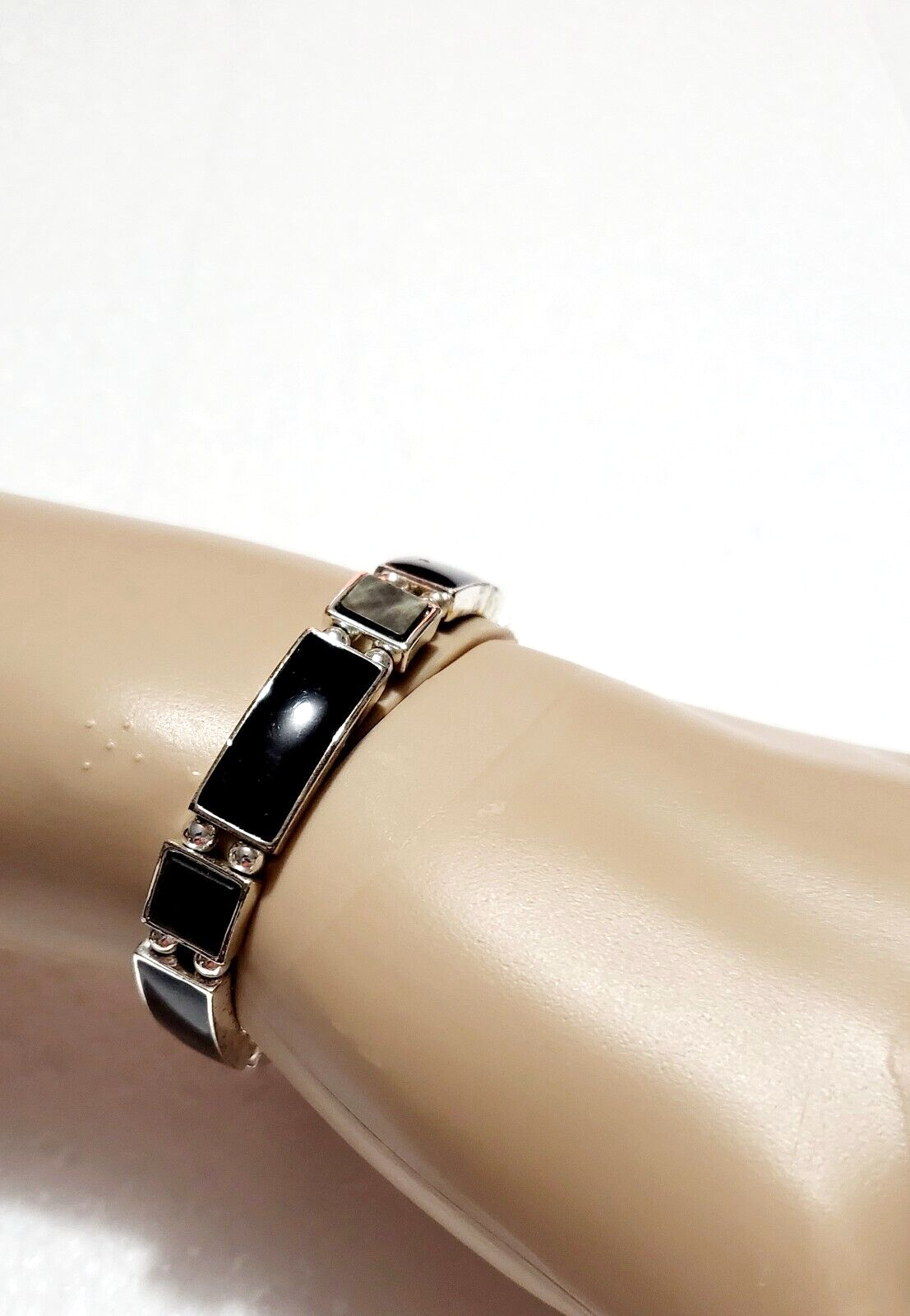 Silvertone Black/ Mother of Pearl/Abalone Style Stretch Bracelet - $8.50