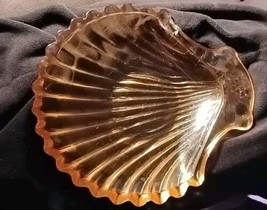 Vintage MCM Clam Shell Dish Marigold Indiana Amber  Carnival Glass Candy/Coin - $11.84