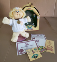 1983 Coleco Cabbage Patch Kid Blode Blue Eyes Koosas Yellow Dog  - £50.46 GBP