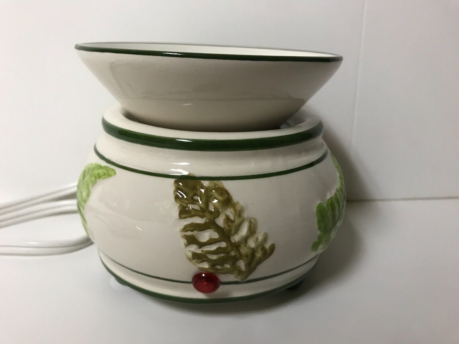 Scent Simmer By Mia Bella’s Wax Warmer Fern Leaves  NEW in Original Box - $5.94