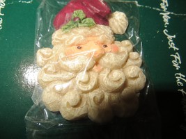 Victorian Style Santa Claus Pin - $3.46