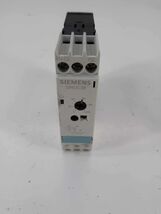 Siemens 3RP1540-1AB30 Time Relay 1-100s 24VAC/DC  - $30.90 Siemens 3RP1540-1AB30 Time Relay 1-100s 24VAC/DC  - $30.90