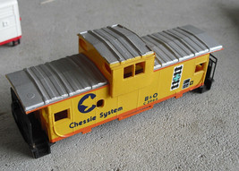 Vintage 1980s HO Scale Bachmann Chessie System B&amp;O Caboose Shell - $13.86