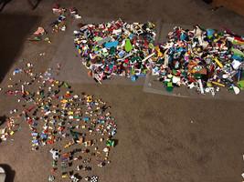 Huge Lot Lego Friends Parts Mini figures people Animals Harry Potter Maui Prince - £201.48 GBP