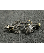 Vintage Ladies Lapel Pin Leaf &quot;Pearl&quot; Black Pretty Collectible - £13.46 GBP