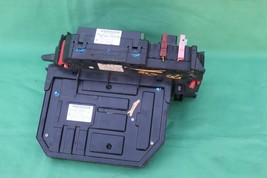 Mercedes Gateway Control Module Computer Fuse Junction box SAM FRONT A2215405550 image 2