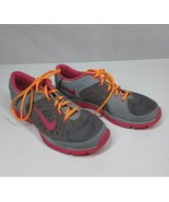 Nike Training Widths Women&#39;s Gray, Pink, &amp; Orange Athletic Sneakers Size 10 - $16.82