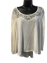 R2D Top Feminine Womens Lace Small White High Low Stretch Shirt 3/4 Sleeves - $7.70