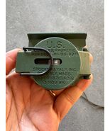 Genuine USGI 1986 US Military Stocker & Yale M3 Magnetic Compass - €30,29 EUR Genuine USGI 1986 US Military Stocker & Yale M3 Magnetic Compass - €30,29 EUR