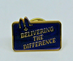 McDonalds Canada Delivering The Difference Employee Crew Pinback Pin Button - £11.64 GBP