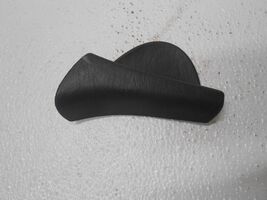 2006 FORD ESCAPE Front Left Driver Tilt Seat Recliner Handle Trim - $30.75 CAD
