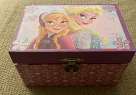Kids Frozen Jewelry Box Anna &amp; Elsa 6” W x 3.5” H x 4” derp - £3.97 GBP