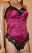 Vtg Fantasies Morgan Taylor Red Satin Black Lace Trim One Piece Teddy Romper S - £19.14 GBP