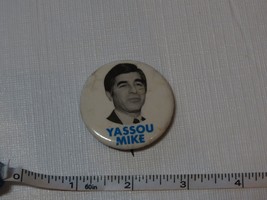 Mike Yassou Dukakis election pin back button president presidential campaign - £12.33 GBP