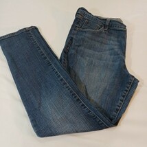 Old Navy The SweatHeart Straight Leg Blue Jeans Women 16 Mid Rise Measur... - $13.85