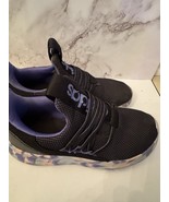 Adidas Girls Shoes Size 3 - $217.11 MXN