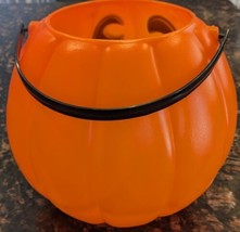 VTG Orange Plastic Molded Trick Or Treat Jack~O~Lantern Candy Pail~Grand Venture - £15.95 GBP