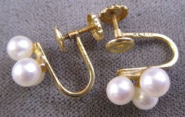 Vintage 14k Yellow gold Natural Cluster pearl screw back earrings Marked KL - £78.95 GBP