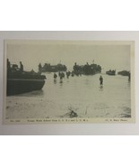 VINTAGE U.S. NAVY POSTCARD, TROOPS WADE ASHORE FROM L.C.T.’s &amp; L.C.M.’s ... - £7.59 GBP