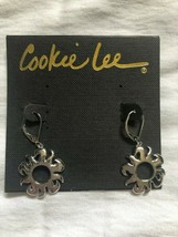 Cookie Lee Silver Colored Sun Dangle Earrings NWT - £5.61 GBP