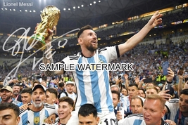 Lionel Messi - Qatar 2022 photo signed  #2  - £1.48 GBP