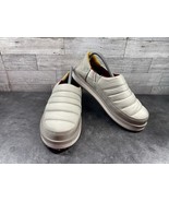 Sanuk Slippers Men 8M Women 9M Shoes Beige Puffy Chiller Low SL Slip On ... - €29,40 EUR