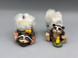 Pair Of Resin Faux Fur Raccoon Skunk Figurines Decor Whimsical - $242.96 MXN