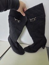 Predictions Women&#39;s Suede Knee High Black Boots Size 8 Coned Heel - £39.92 GBP